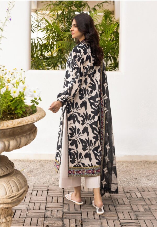 Dastan Lawn Printed Suit 3PC - Image 2