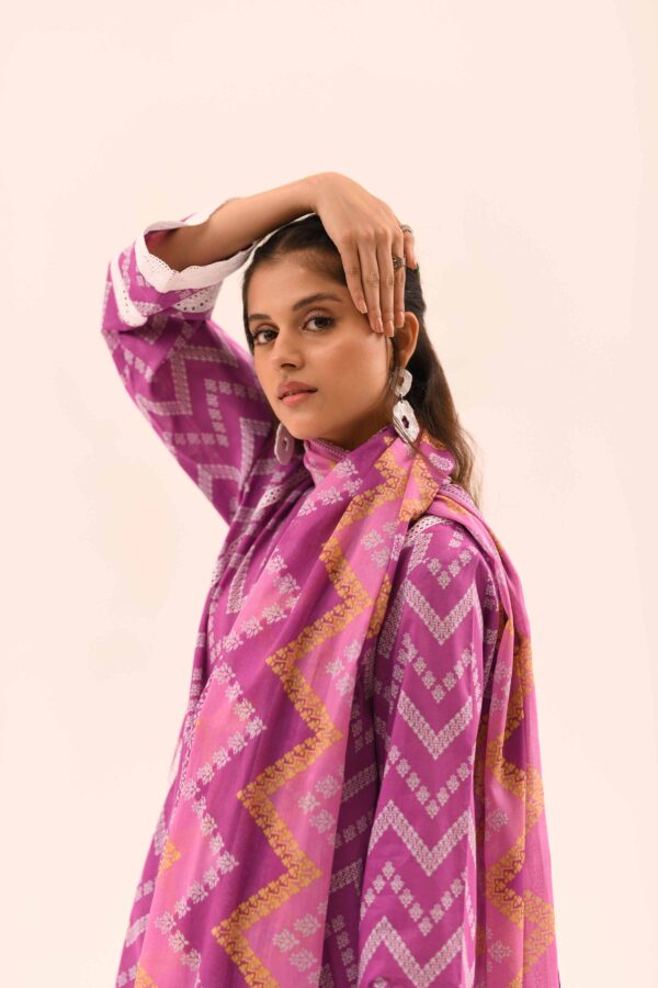 NISHAT LAWN 3PC - Image 3