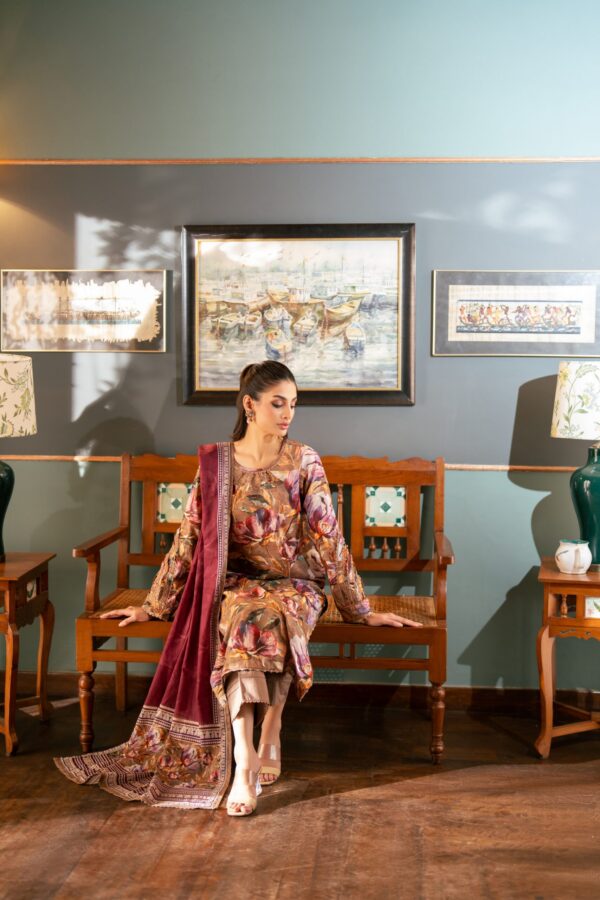 SALINA PRINTED LAWN UNSTITCHED LAWN - Image 4