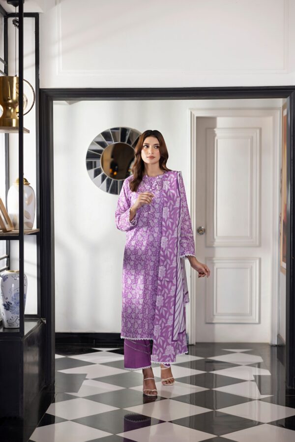 SALINA PRINTED LAWN UNSTITCHED LAWN 3PC