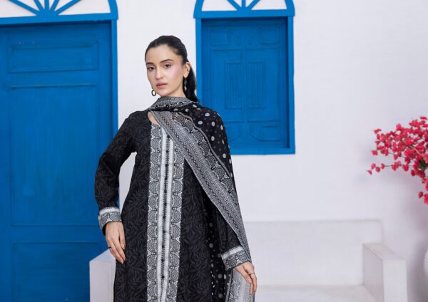 REGALIA BLACK AND WHITE LAWN 3PC - Image 3