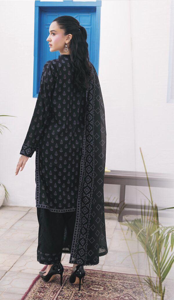 REGALIA BLACK AND WHITE LAWN 3PC - Image 3